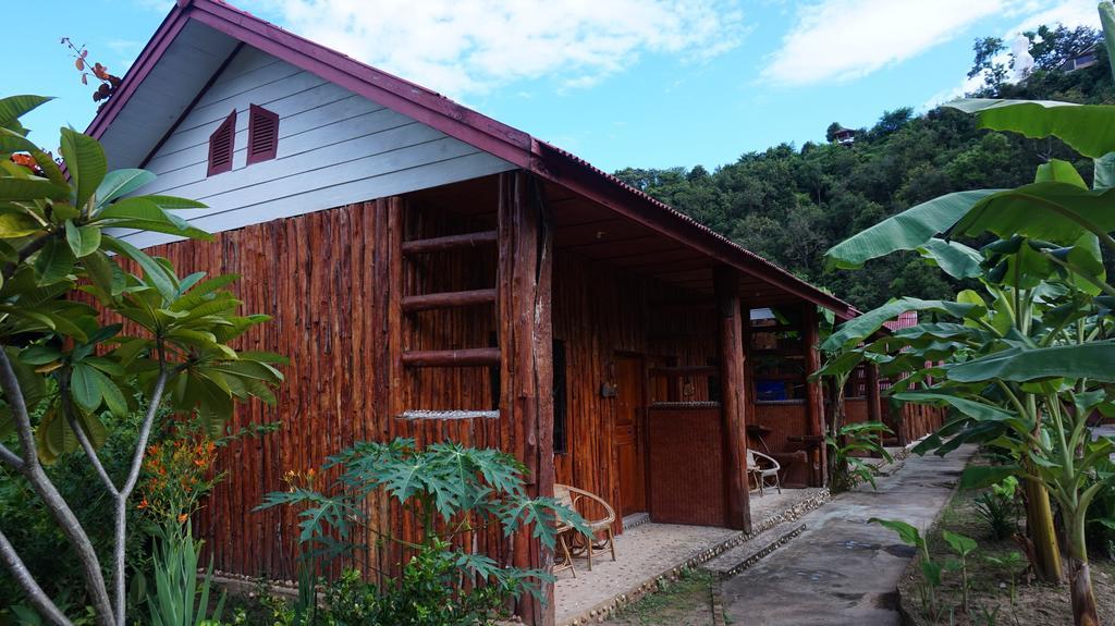 Khun Mai Baan Suan Resort Mae Ai Zewnętrze zdjęcie