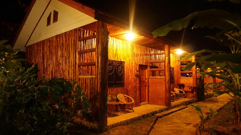 Khun Mai Baan Suan Resort Mae Ai Zewnętrze zdjęcie
