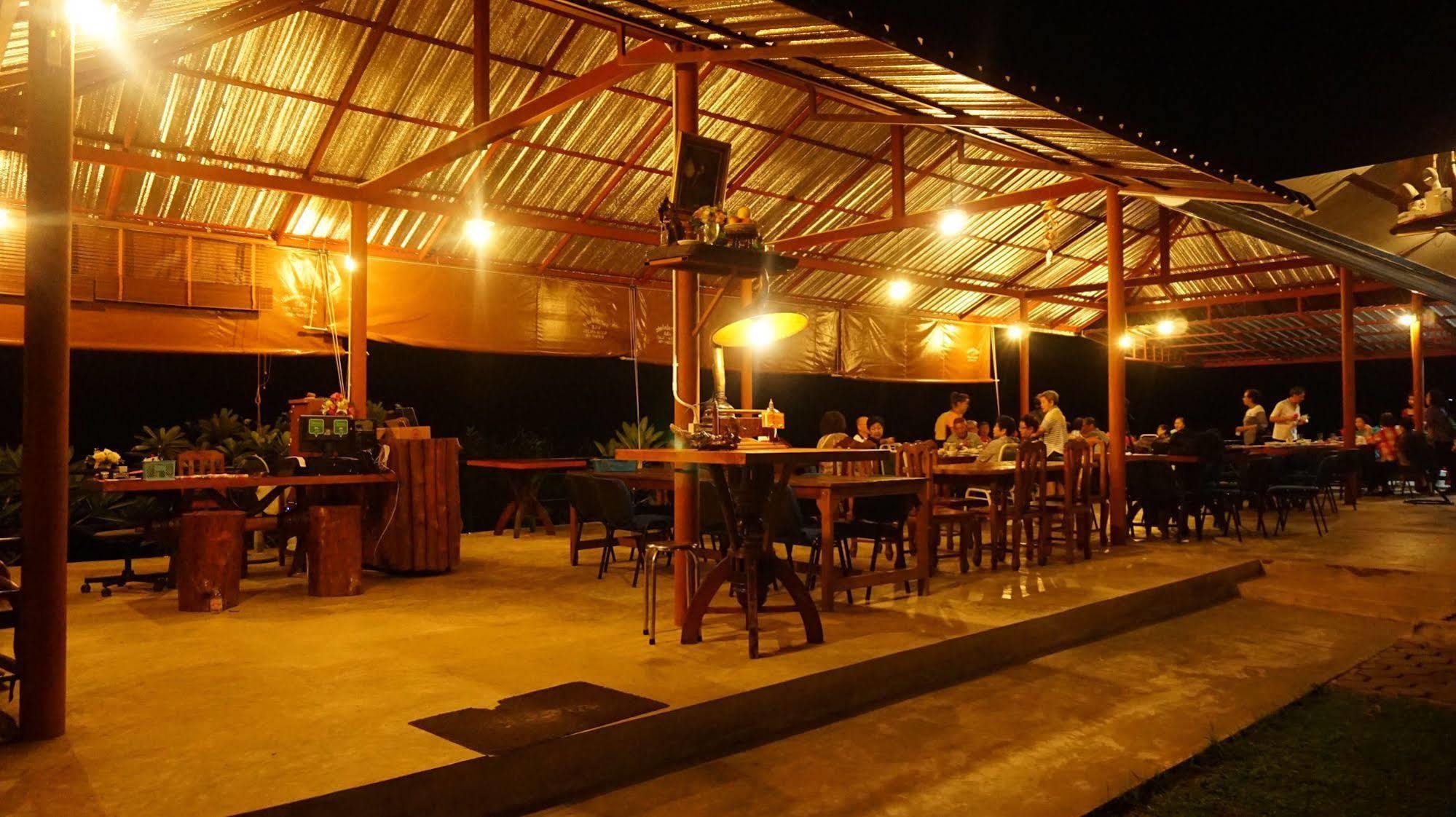 Khun Mai Baan Suan Resort Mae Ai Zewnętrze zdjęcie